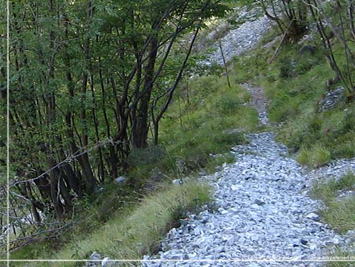 Toscana. Alpi Apuane trek. Dag 2. Den stenede sti p bjergsiden