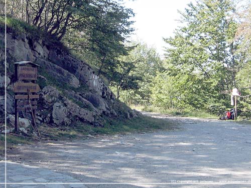 Toscana. Alpi Apuane trek. Dag 2. Ved mindesmrket Monte Piglionico