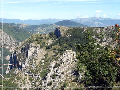 Toscana. Alpi Apuane trek. Dag 3. Bjerget vi skal nedad i dag