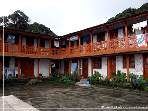 Nepal. Tadapani. Hotel Panorama Point