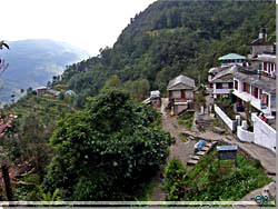 Nepal.  Ghandruk. Lidt af udsigten fra Hotel Milan [Klik for et strre billede]