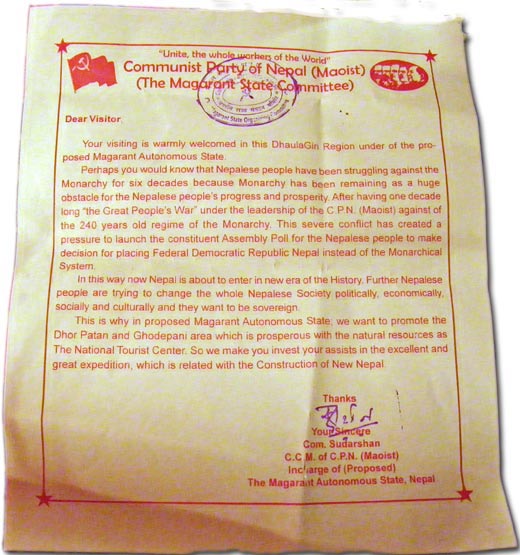 Nepal. Ghorepani.  Maoisternes manifest, som vi fik som kvittering, en slags passerseddel