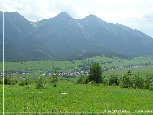 Slovakiet. Landsbyen Zdiar ved foden af Belianske Tatra