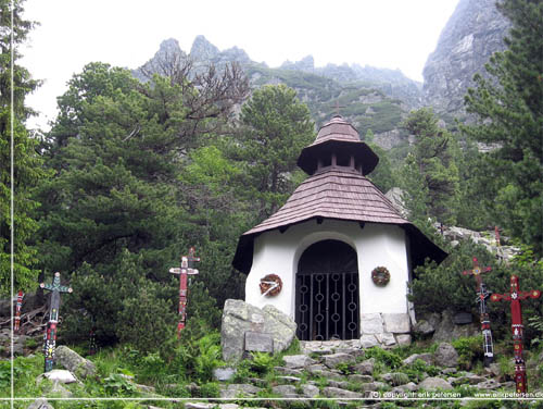 Slovakiet. Mindelund, Symbolicky cintorin, ved Popradske pleso