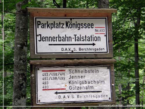 Tyskland. Berchtesgadenland. Skiltning godt midtvejs p vej op til Knigsbachalm