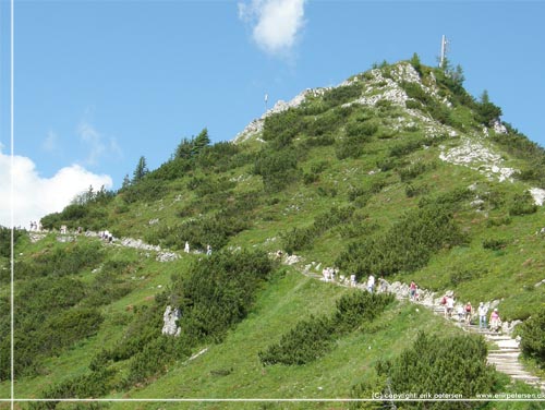 Tyskland. Berchtesgadenland. Folkevandring mod Jenner top