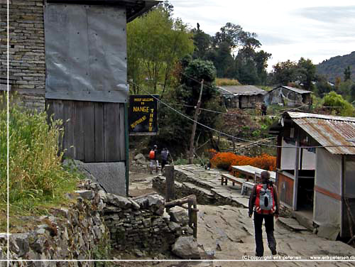 Nepal. Nange Thanti. Et sted vi kunne genkende fra sidst  [copyright: Erik Petersen]