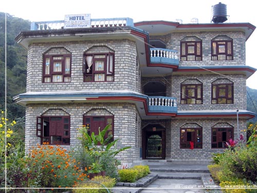 Nepal. Et flot tehus eller lodge. 'Hotel Paradis' i Galeshwar