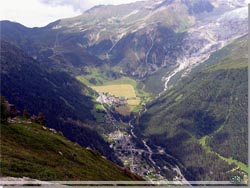 TMB. Vi kan nu se ned til Montrox og Le Tour