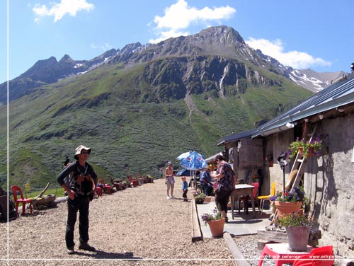 TMB. Det nyrenoverede refugie ved La Peule, som selvflgelig hedder La Peule