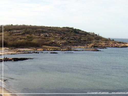 Bornholm. Hammerknuden, som den nordligste del tager sig ud, set fra Sandvig