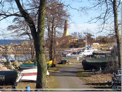 Bornholm. Den lille Kampeløkke havn mellem Sandvig og Allinge [Klik for et større billede]