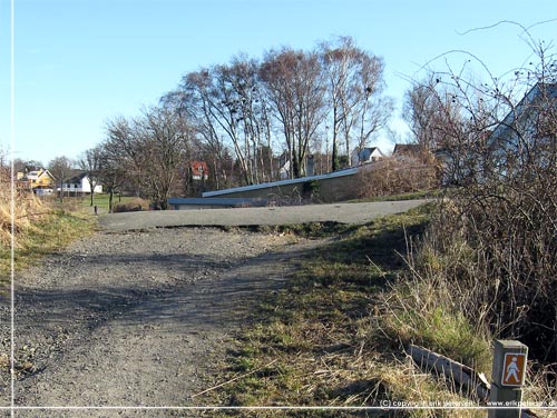 Bornholm. S er det Tejn. Vejen leder lige til havnen