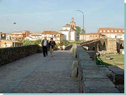 Puente y Hospital de Órbigo