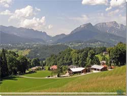 Tyskland. Berchtesgadenland. Flot udsigt over dalen p vej ned til Dorf Knigssee [Klik for et strre billede]