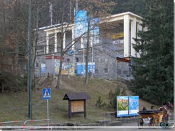 Kabelbane stationen i Kuznice i en stille stund - november