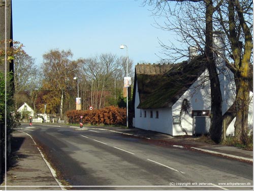 Reerslev. T-krydset forude, med Thorsbrovej mod Solhj (foto nov 13)