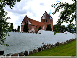 Hje Taastrup KirkeHje Taastrup Kirke, rutens ml for pilgrimme