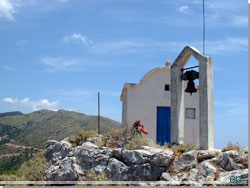 Kreta. Kapellet Profitis Elias p toppen af bakken