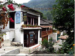 Nepal. Birethanti. New Ghurka Lodge & Restaurant [Klik for et strre billede]