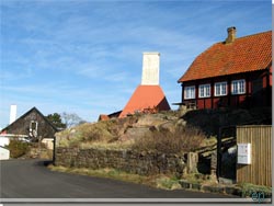 Bornholm. Ved havnen i Gudhjem [Klik for et strre billede]