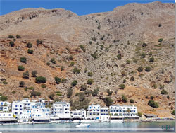 Kreta. Loutro og den over 600 m hje stejle bjergvg